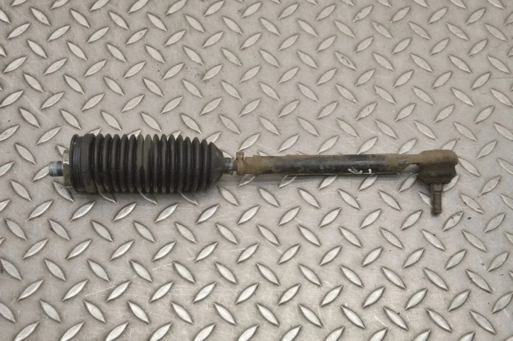 Steering tie rod – left