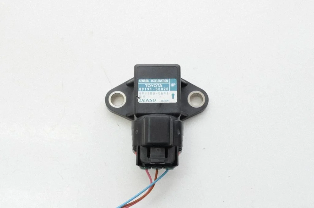 Acceleration sensor – Lexus GS 300 350 430 450H (2005-2012)