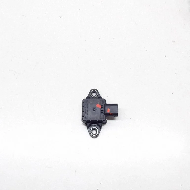 Acceleration sensor – Tesla Model S (2012-)