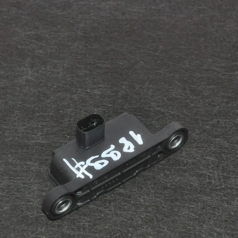Acceleration sensor – Dodge Challenger (2008-2023)