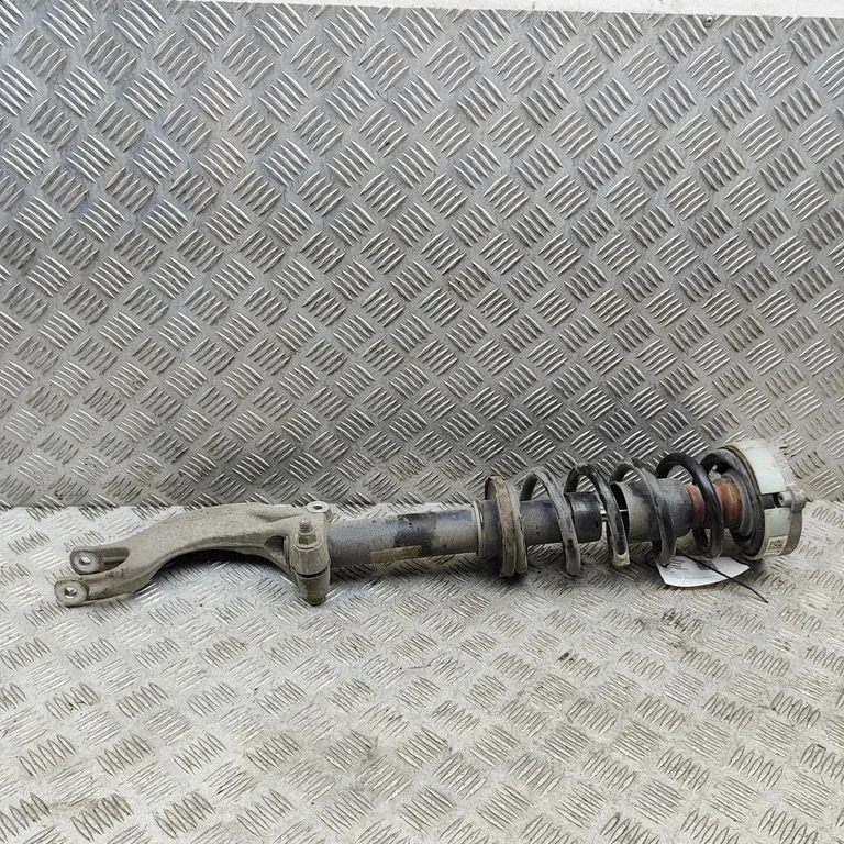 Front shock absorber/damper – Audi A6 C7 (2011-)