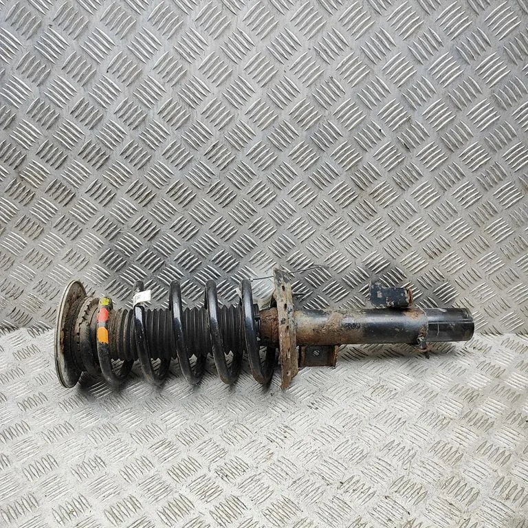 Amortyzator przedni FK7218045AB
