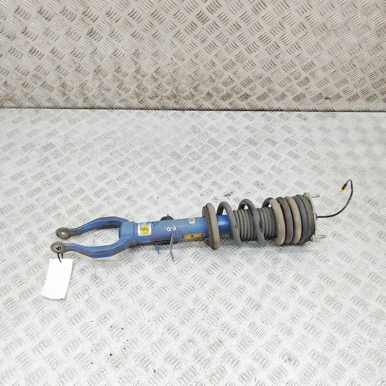 Priekšējais amortizators E6110KB50A