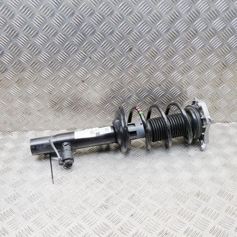 Priekšējais amortizators 11A400035