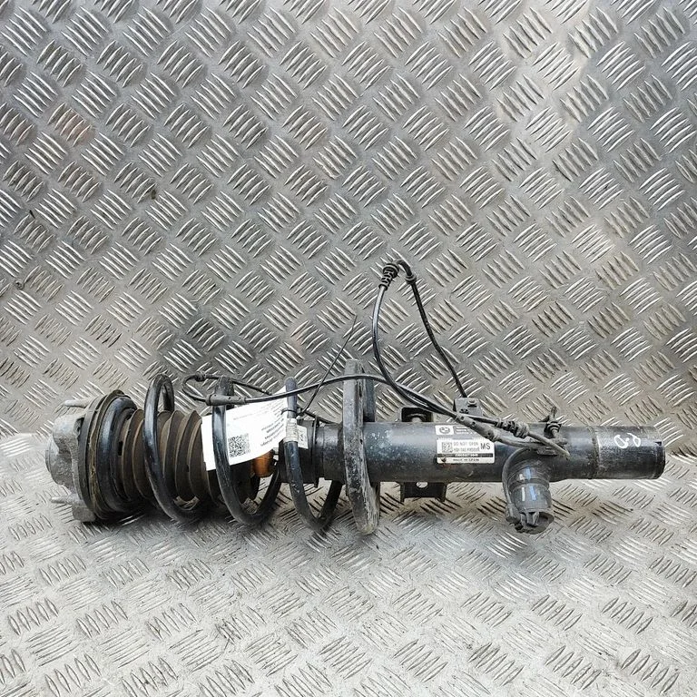 Front shock absorber/damper 6898156