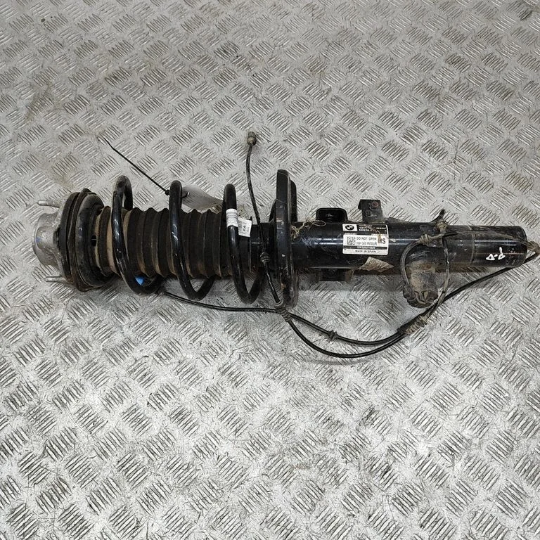 Front shock absorber/damper 6898156