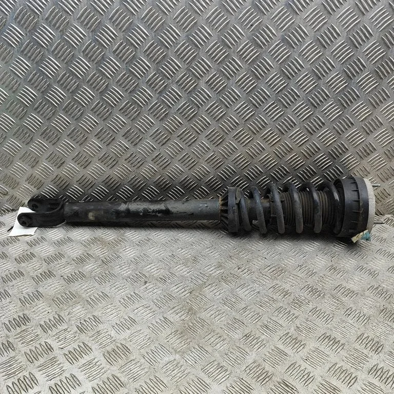 Priekšējais amortizators HK8318B037BE