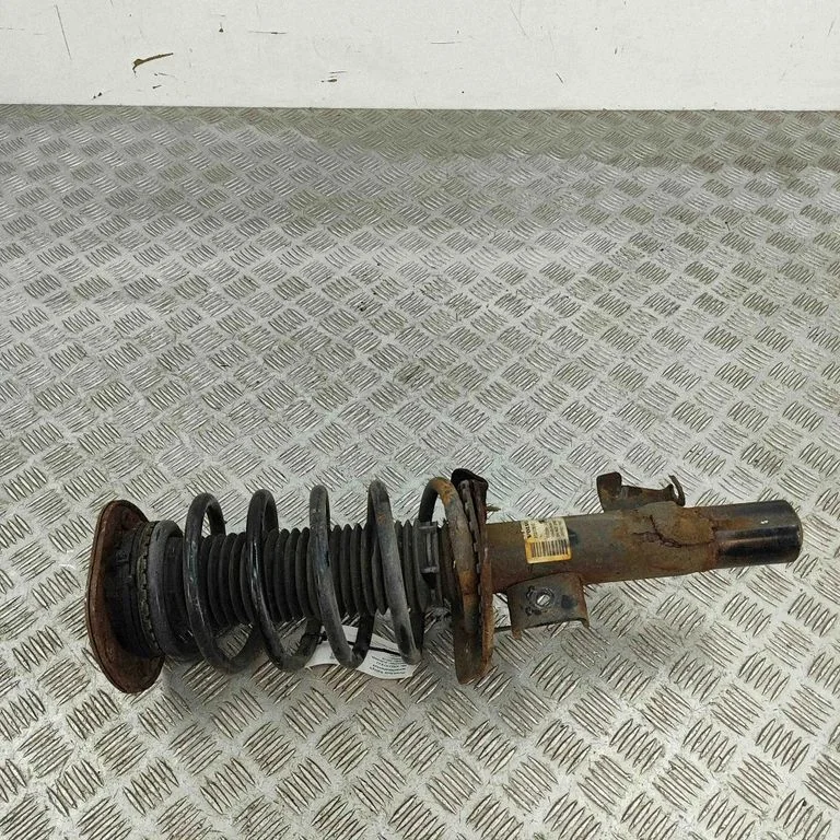Front shock absorber/damper – Volvo V70 (2014-2016)