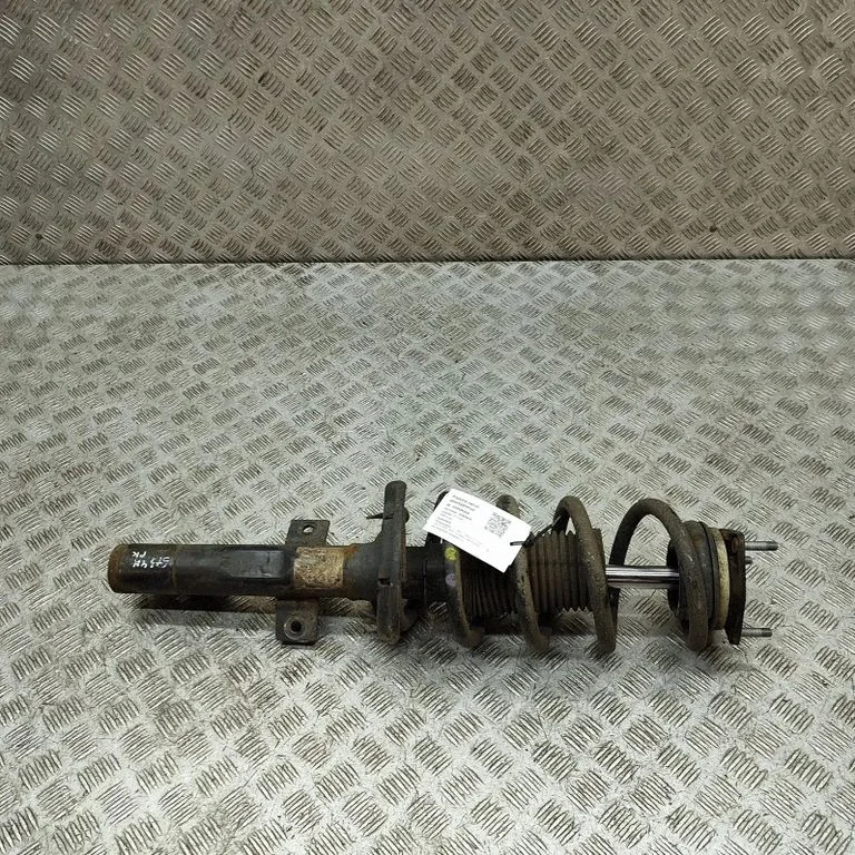 Amortyzator przedni KK3118045DB