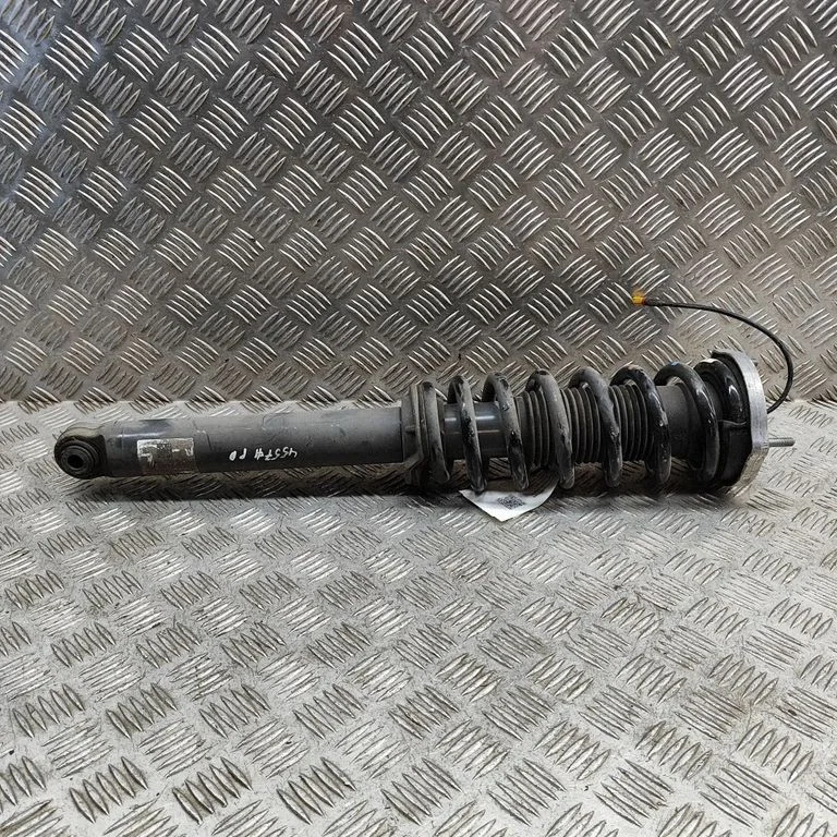 Amortyzator przedni JY5318B036GB