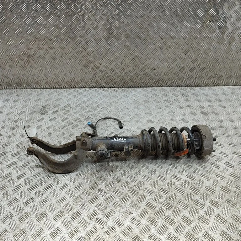 Amortyzator przedni – BMW X6 F16 (2014-2017)