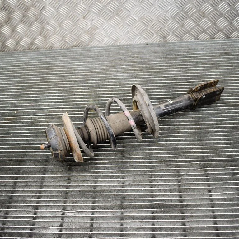 Eesmine amortisaator 543022905R – Dacia Sandero II (2012-2020)