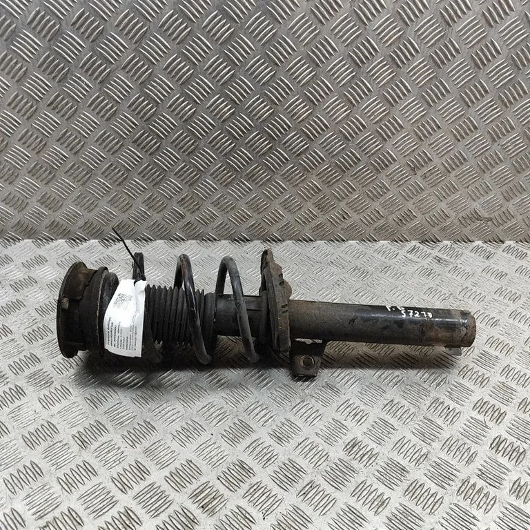 Priekšējais amortizators 5QF413031CL