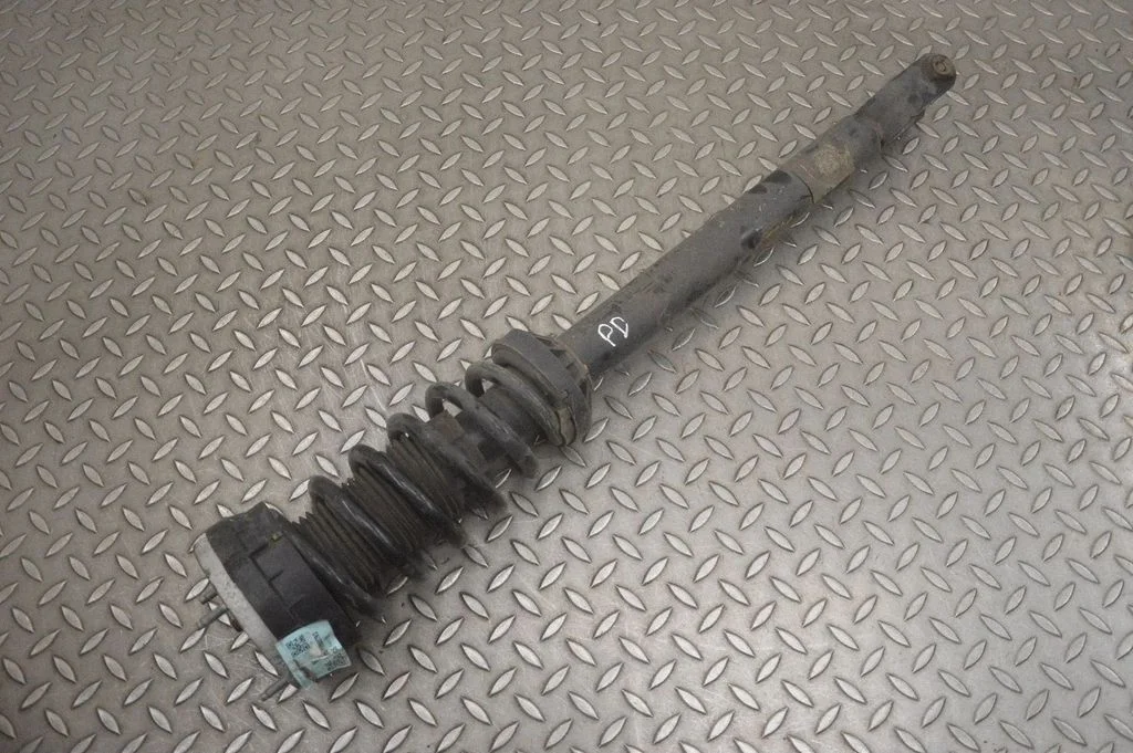 Front shock absorber/damper HK8318B037BD