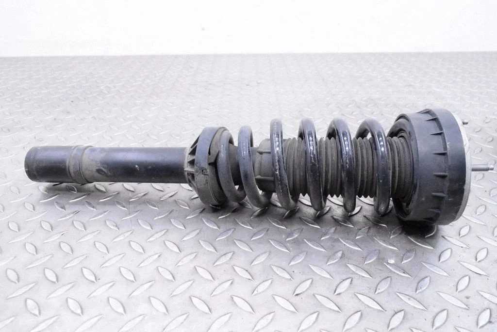 Front shock absorber/damper J9D318B036AD