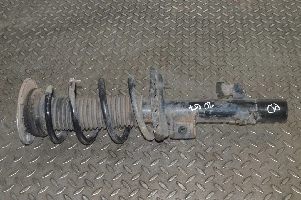 Priekšējais amortizators – Land Rover Range Rover Evoque L538 (2011-2018)