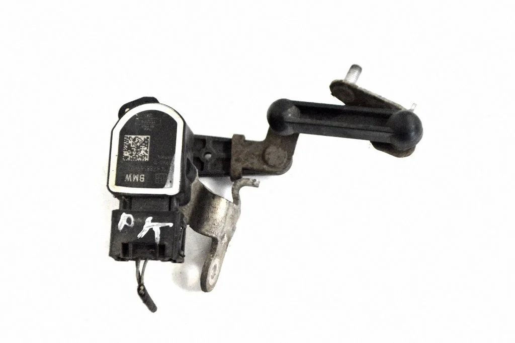 Headlight/headlamp level sensor 25916010