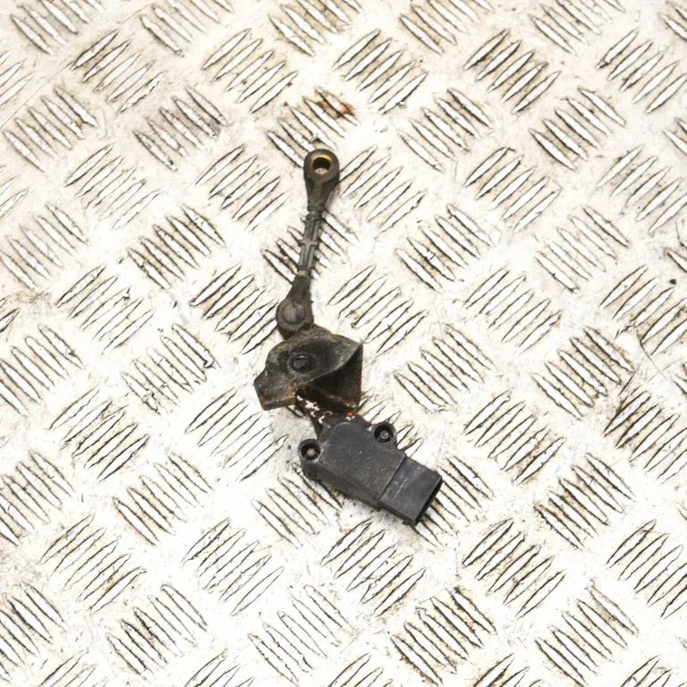 Headlight/headlamp level sensor – Land Rover Range Rover Sport L494 (2013-)