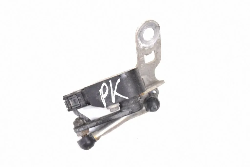 Kõrgusandur (esitulede) – BMW 6-seeria F12 F13 (2010-2018)