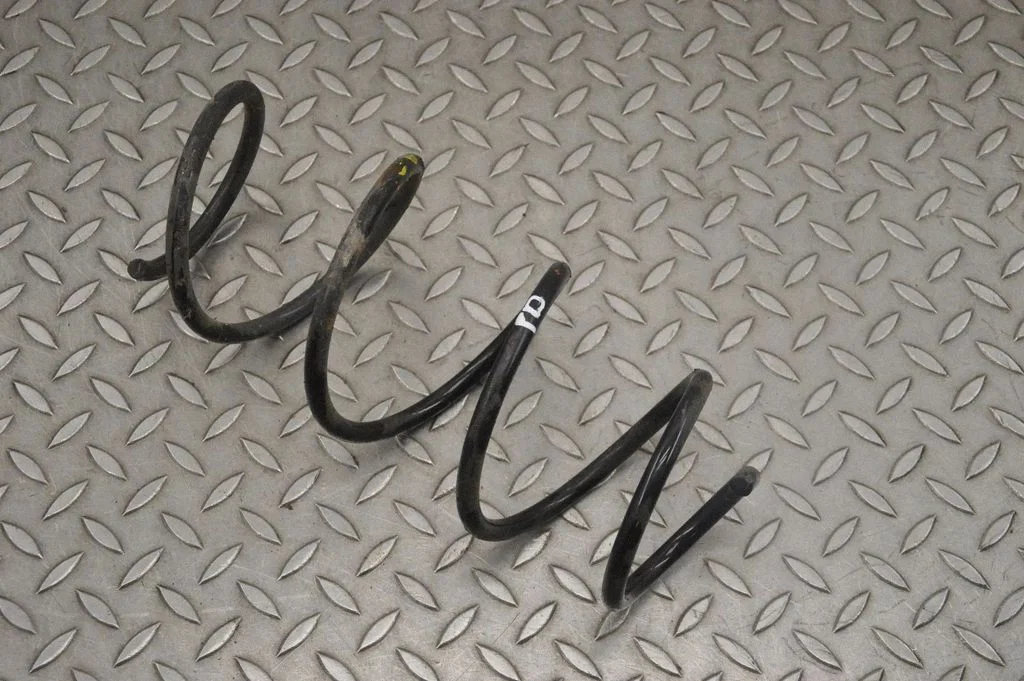 Front coil spring – Peugeot 208 II (2019-)