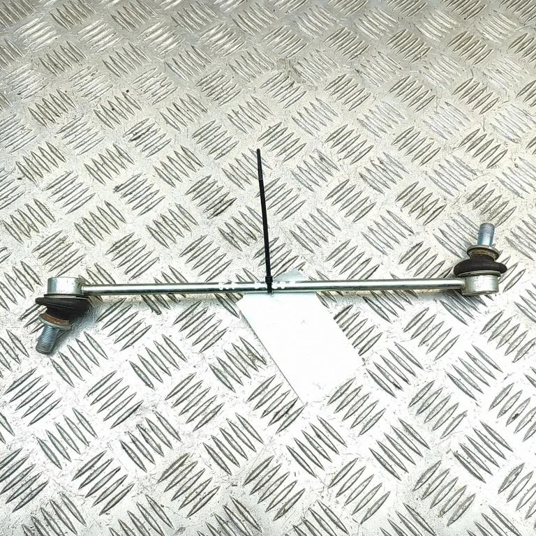 Priekšējā stabilizatora atsaite 4882042050
