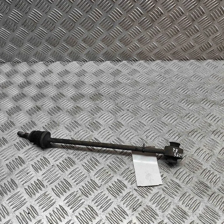 Priekšējā stabilizatora atsaite A1663201100