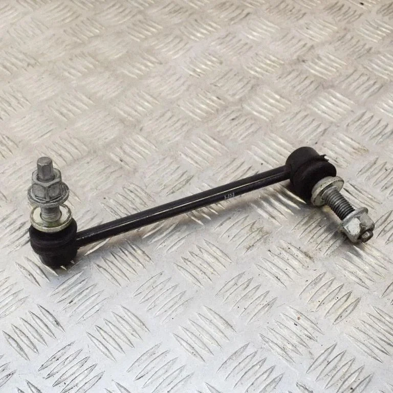 Priekšējā stabilizatora atsaite – labā
