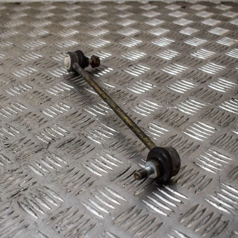 Eesmise stabilisaatori varras (link) – BMW Z4 E85 E86 (2002-2008), vasak