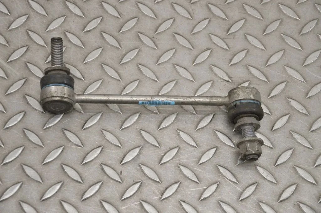 Priekšējā stabilizatora atsaite – Land Rover Range Rover Sport L494 (2013-)
