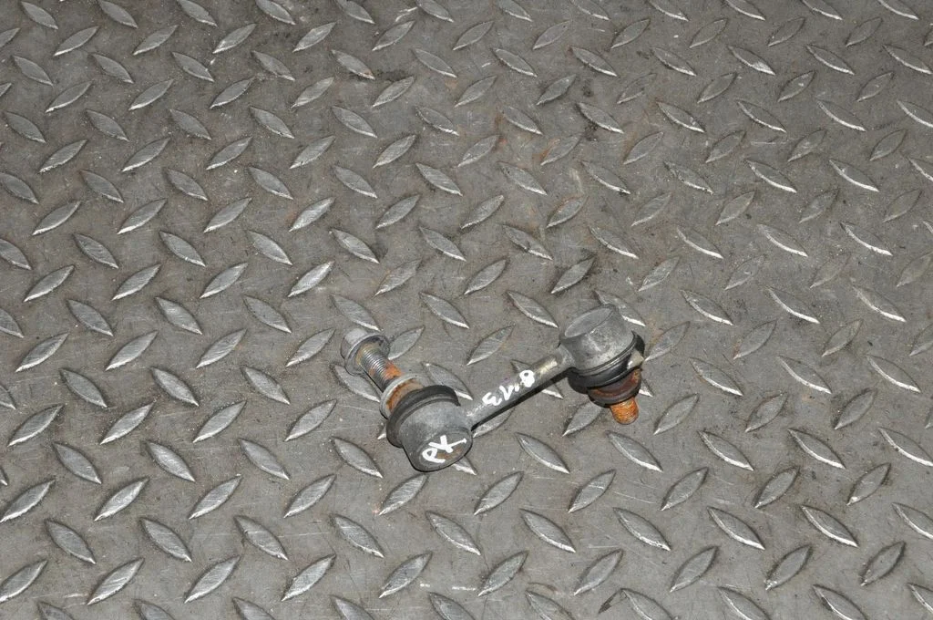 Front anti-roll bar/stabilizer link – left
