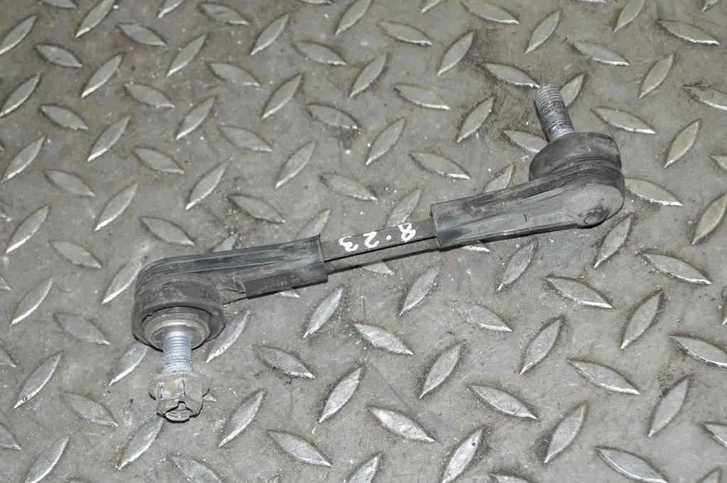 Front anti-roll bar/stabilizer link – BMW 5 Series G30 G31 G38 (2016-)