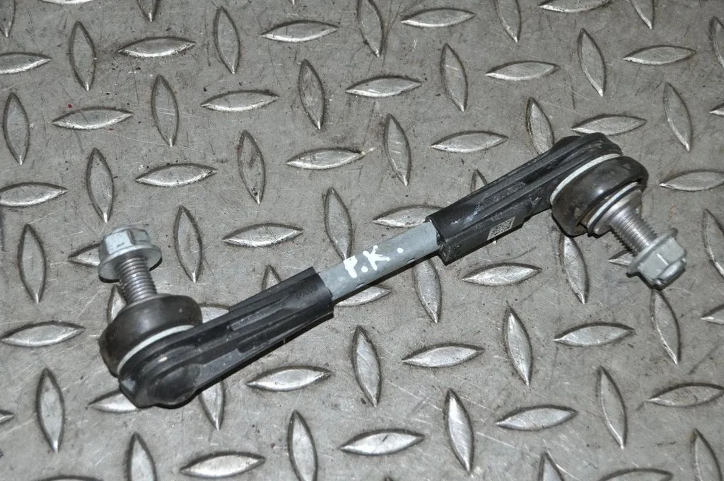 Front anti-roll bar/stabilizer link – BMW 5 Series G30 G31 G38 (2016-)
