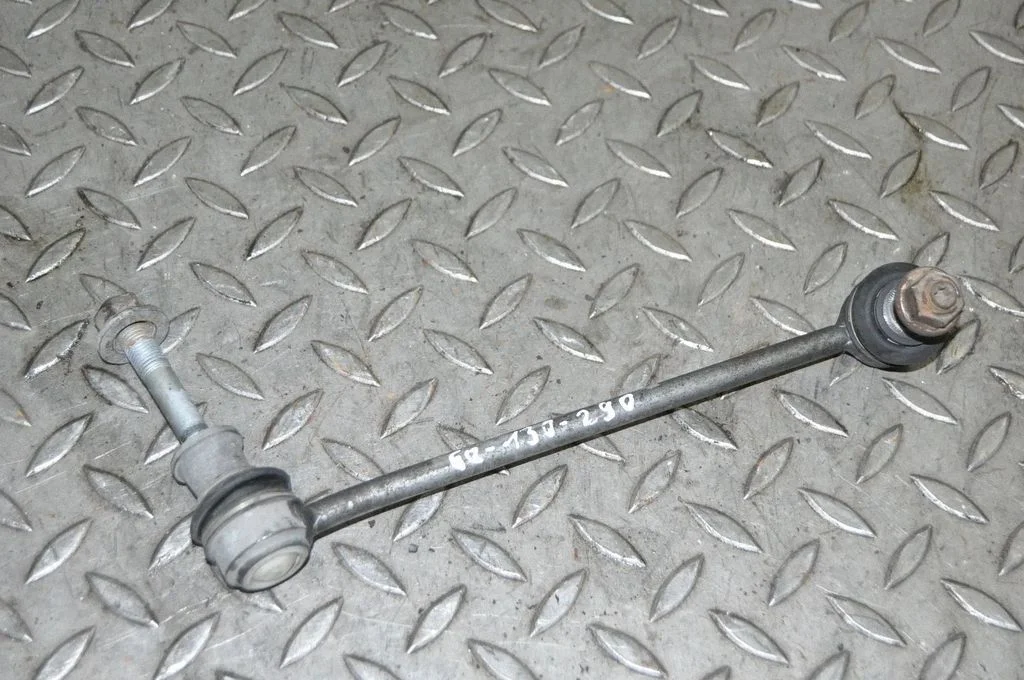 Eesmise stabilisaatori varras (link) – BMW X5 F15 (2013-2017)
