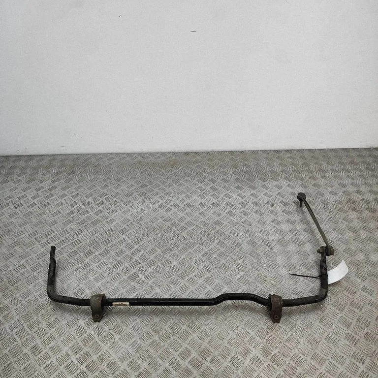Priekšējais stabilizators 3Q0411303