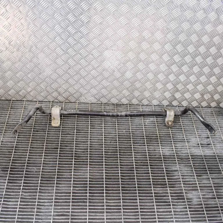 Eesmine stabilisaator (kaldevarras) – Volvo XC90 (2014-)