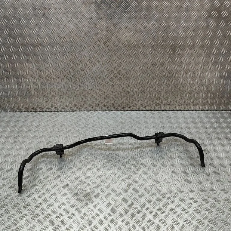 Priekšējais stabilizators 546106UA1D