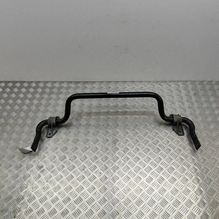 Priekšējais stabilizators – Mercedes-Benz C klase W205 (2014-2021)