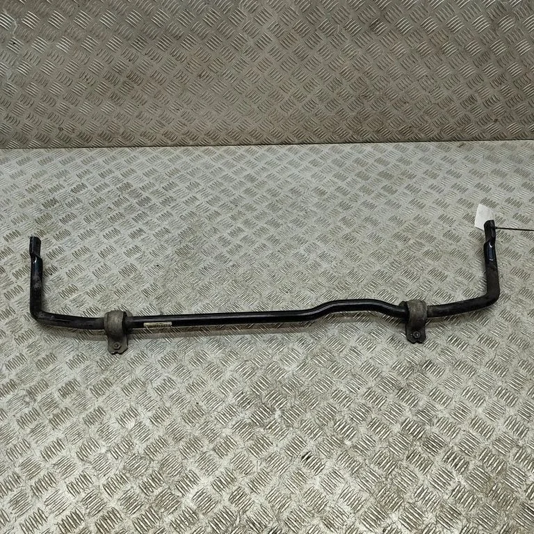 Priekšējais stabilizators 3Q0411303R
