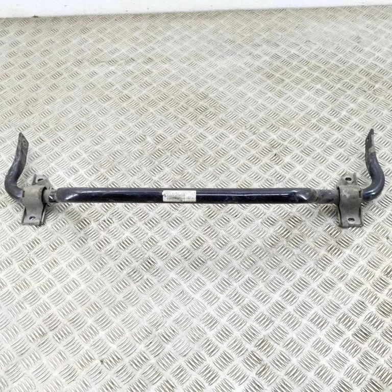 Priekšējais stabilizators – Mercedes-Benz C klase W205 (2014-2021)