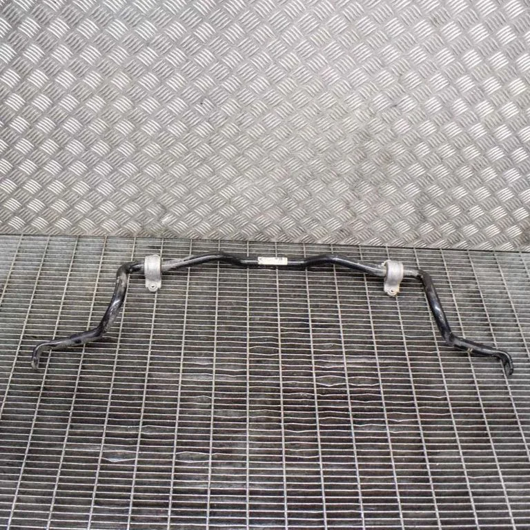Priekšējais stabilizators 31681914
