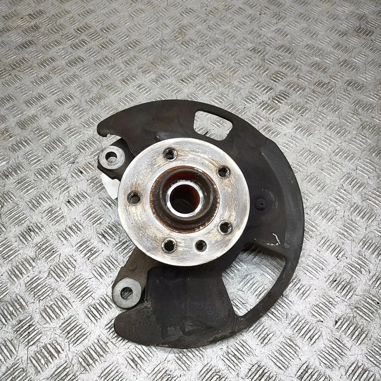 Priekšējā rumba 2N0407257B