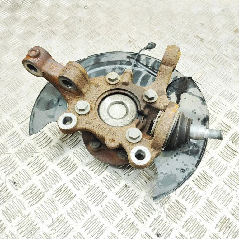 Front wheel hub PZ313K185BD