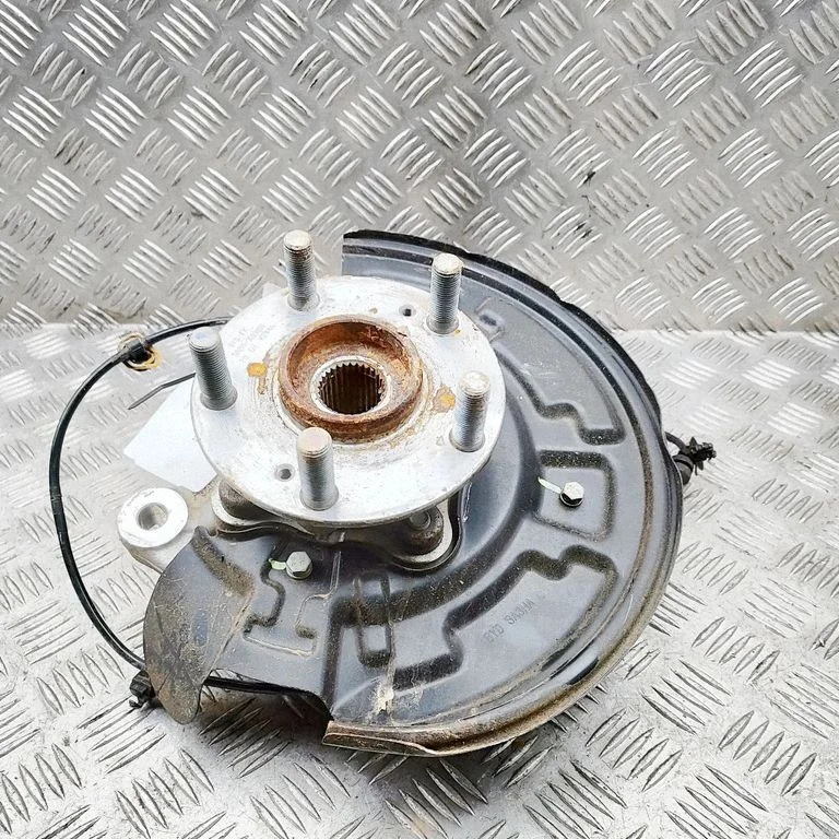 Priekšējā rumba SA3HLU3501010