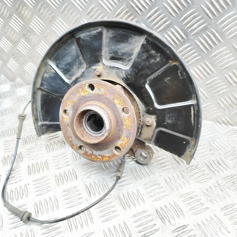 Priekšējā rumba 10726700