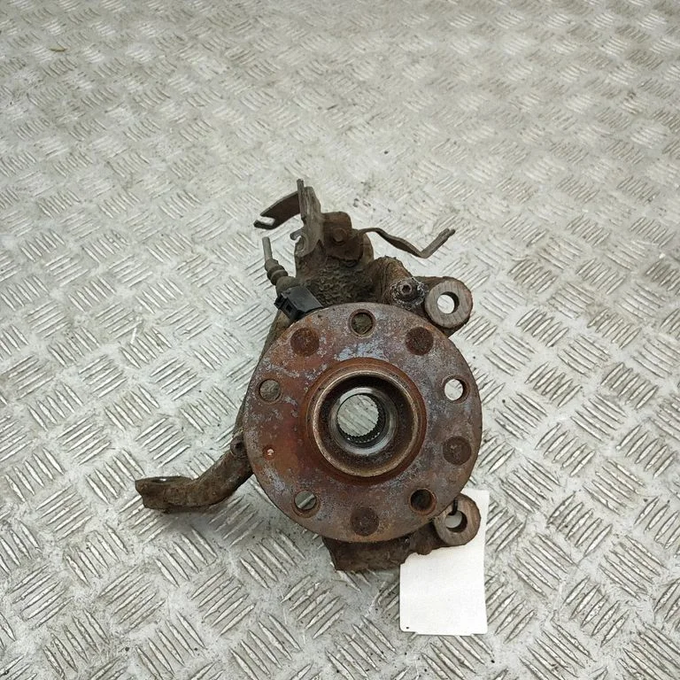 Priekšējā rumba 5Q0407256Q