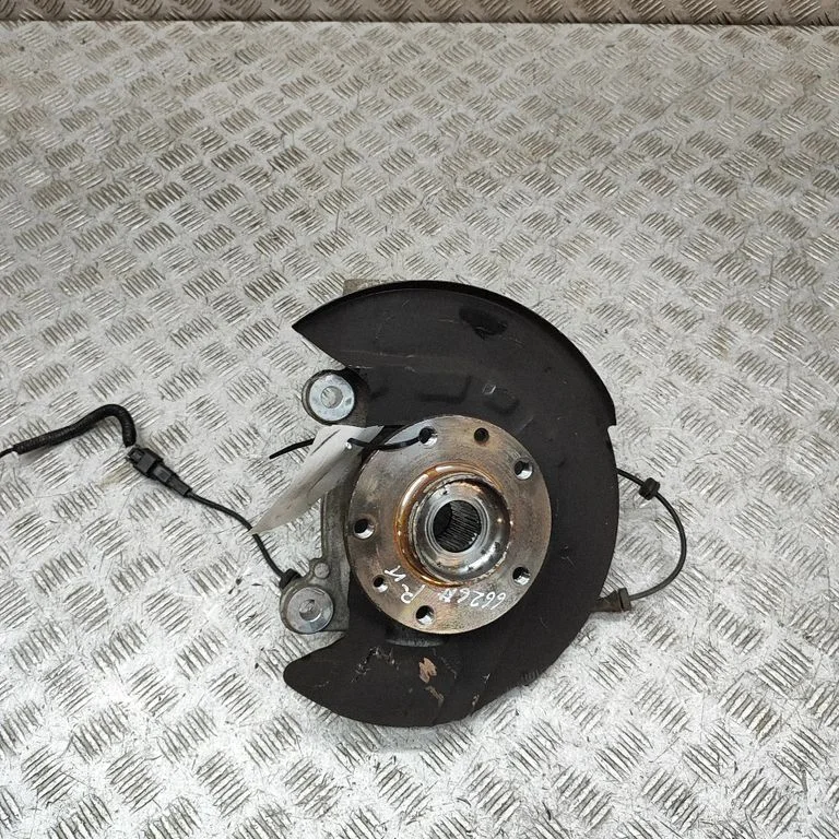 Piasta przednia 402026UA0A