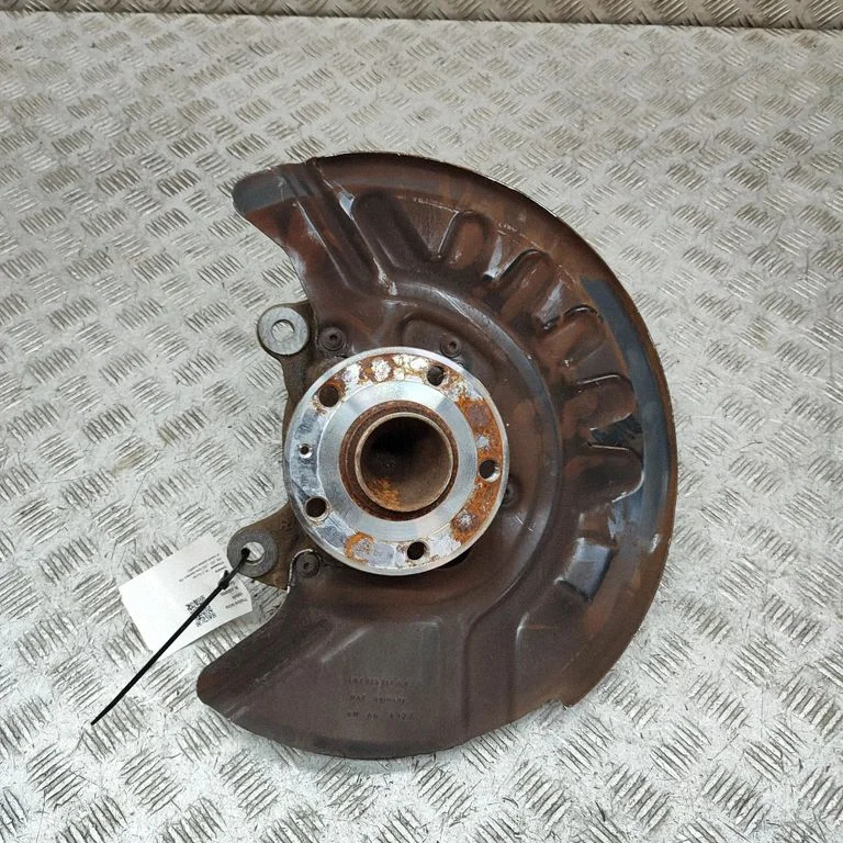 Front wheel hub 1N3615312A02S
