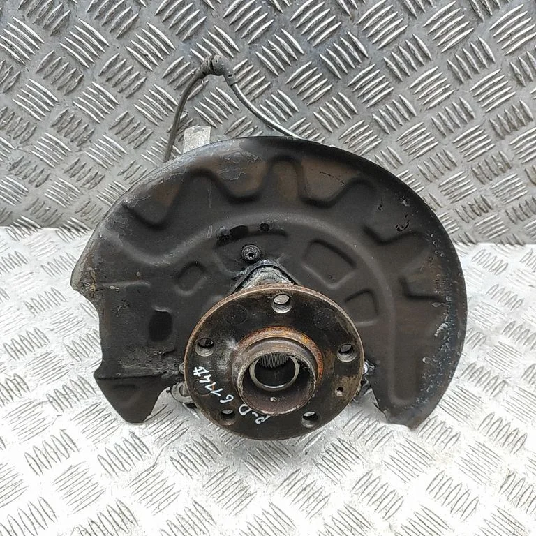 Priekšējā rumba 5Q0407258C