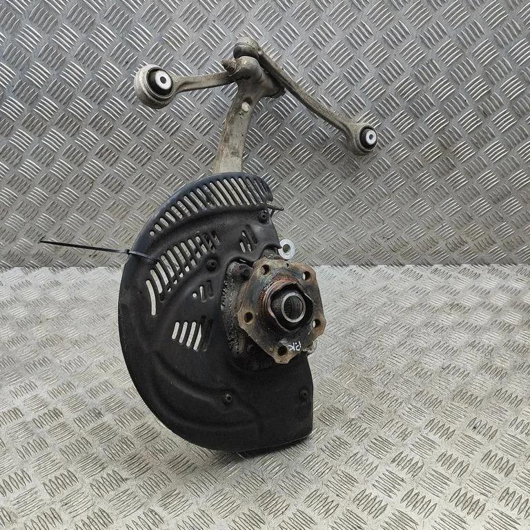 Front wheel hub 8W0407241F