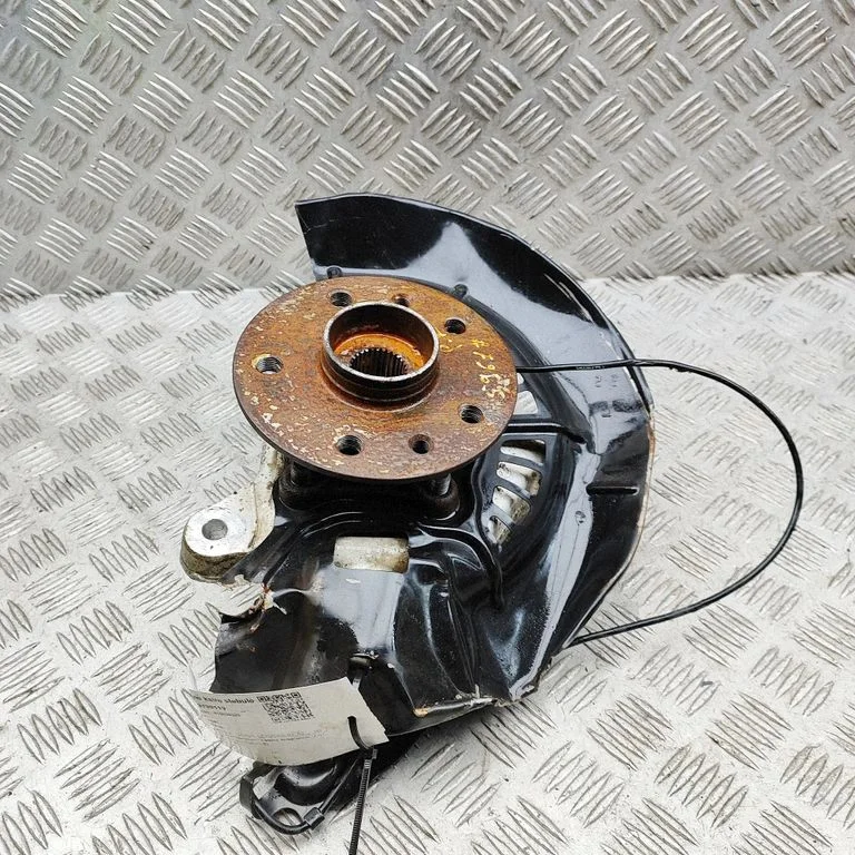 Front wheel hub 4333049235